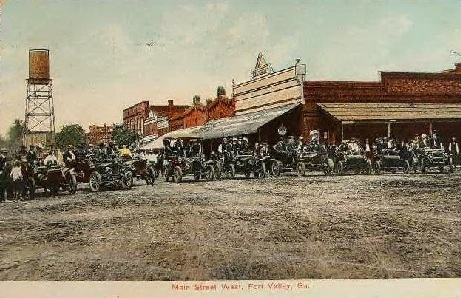 Fort Valley Main Street looking west (circa 1910)